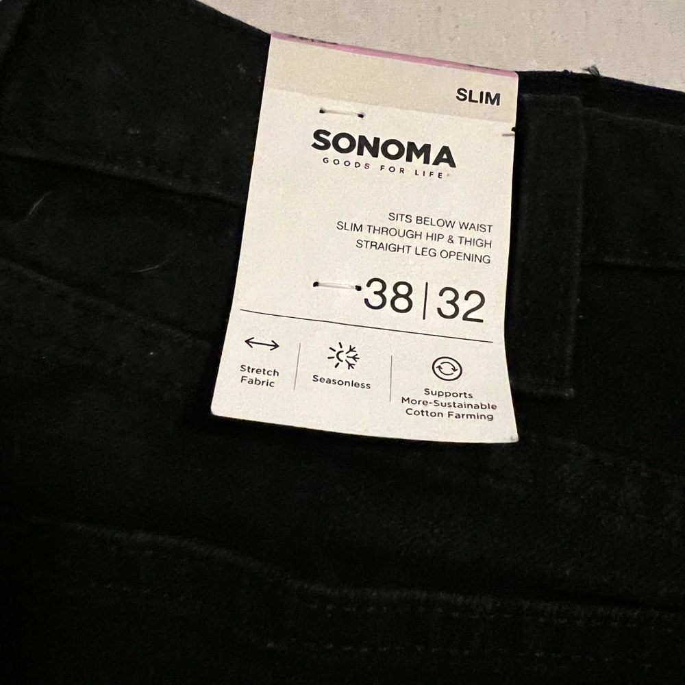 Old Navy Men’s 38 / 32 Sonoma Slim Fit Black Jeans with Rips